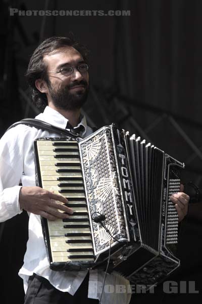 DEVOTCHKA - 2007-08-26 - SAINT CLOUD - Domaine National - Scene de la Cascade - 